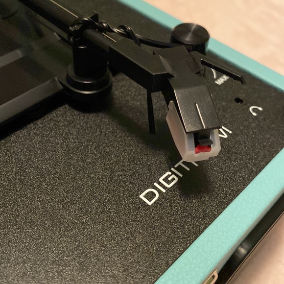 NIB Digitnow Turntable - Picture 5 of 5